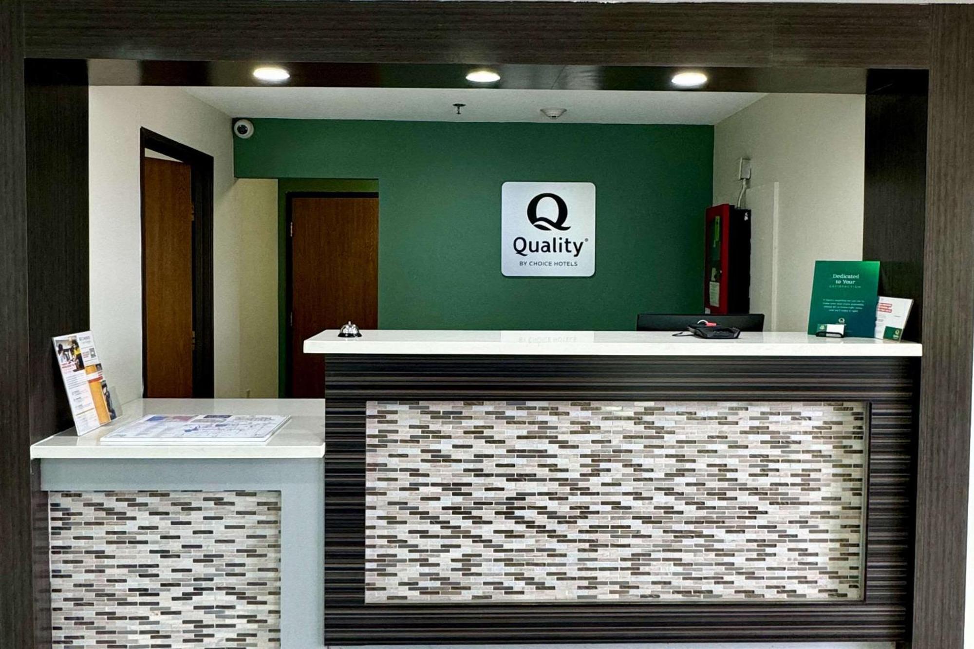 Quality Inn Sulphur Eksteriør billede